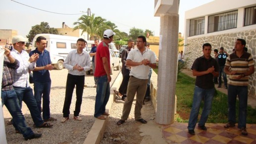 معطلو تمسمان في وقفة إنذارية أمام جماعة بودينار لمطالبة المسؤولين بتنفيذ الوعود معطلو تمسمان في وقفة إنذارية أمام جماعة بودينار لمطالبة المسؤولين بتنفيذ الوعود