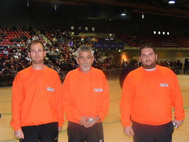 Les vainqueurs : Philippe Stievenart , Rudy Jean et Laurent Matraglia Les vainqueurs : Philippe Stievenart , Rudy Jean et Laurent Matraglia