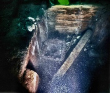 LE VENGEUR, UNE ÉPAVE NAPOLÉONIENNE DANS LE PORT DE L'AMIRAUTÉ LE VENGEUR, UNE ÉPAVE NAPOLÉONIENNE DANS LE PORT DE L'AMIRAUTÉ