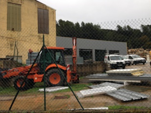 Photo de la construction de la carrosserie en cours d'achèvement