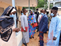 Tchad : la ministre de l'Hydraulique visite les services de la STE Tchad : la ministre de l'Hydraulique visite les services de la STE