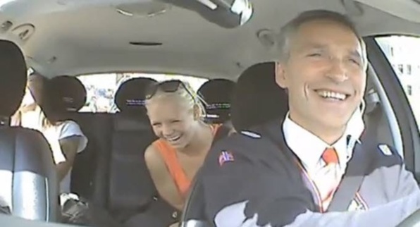 Tchad : Mon président aussi est un chauffeur de taxi ! Tchad : Mon président aussi est un chauffeur de taxi !