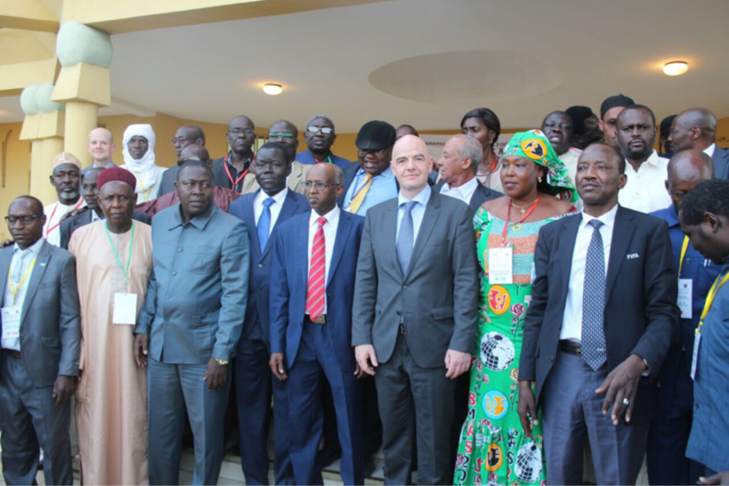 Tchad : La visite en images du patron de la FIFA Tchad : La visite en images du patron de la FIFA