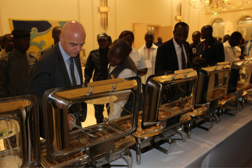 Tchad : La visite en images du patron de la FIFA Tchad : La visite en images du patron de la FIFA