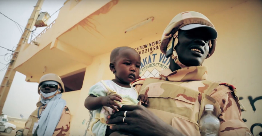 Au Mali, soldats tchadiens rêvent d'un "combat face-à-face de 30mn" avec l'ennemi caché Au Mali, soldats tchadiens rêvent d'un "combat face-à-face de 30mn" avec l'ennemi caché