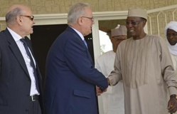 Une Délégation conjointe UE-gouvernement français à Am-Djarass Une Délégation conjointe UE-gouvernement français à Am-Djarass