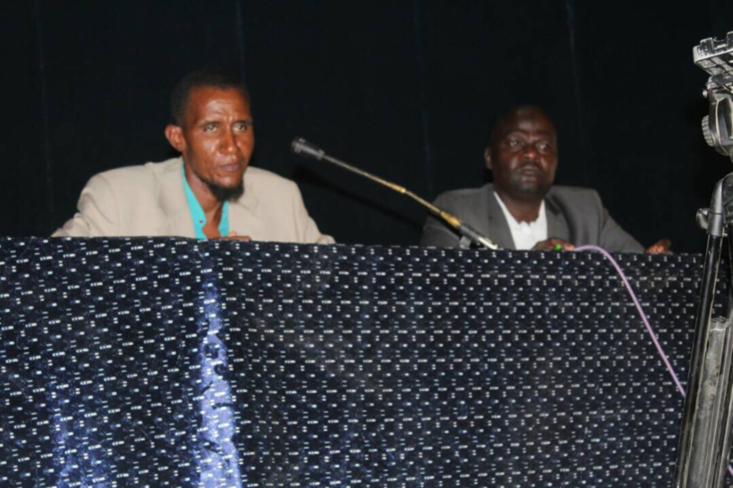 L'enseignant-chercheur de l'École Normale Supérieure, Dr. Sali Bakari. Alwihda Info L'enseignant-chercheur de l'École Normale Supérieure, Dr. Sali Bakari. Alwihda Info