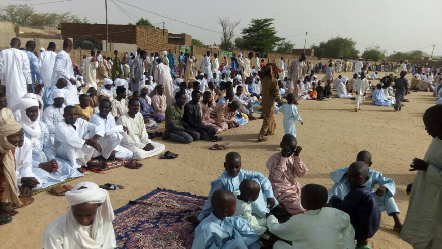 Tchad : En images, la prière de l'Aïd El Fitr à Abéché Tchad : En images, la prière de l'Aïd El Fitr à Abéché