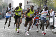 Le marathon de Paris (France) en 2007.