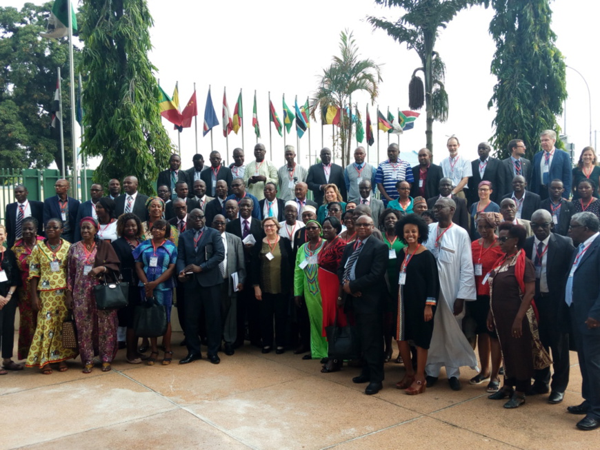 Promotion du livre et la lecture en Afrique : Les acteurs de l’industrie du livre à la recherche de solutions à Abidjan