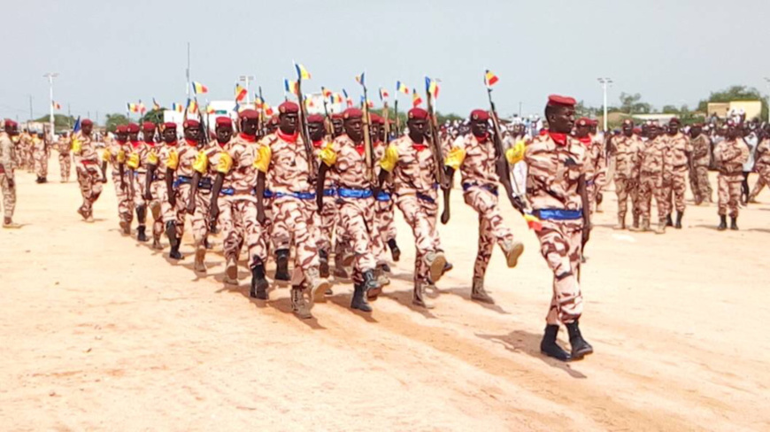 En images : défilé militaire du 11 août à Abéché En images : défilé militaire du 11 août à Abéché