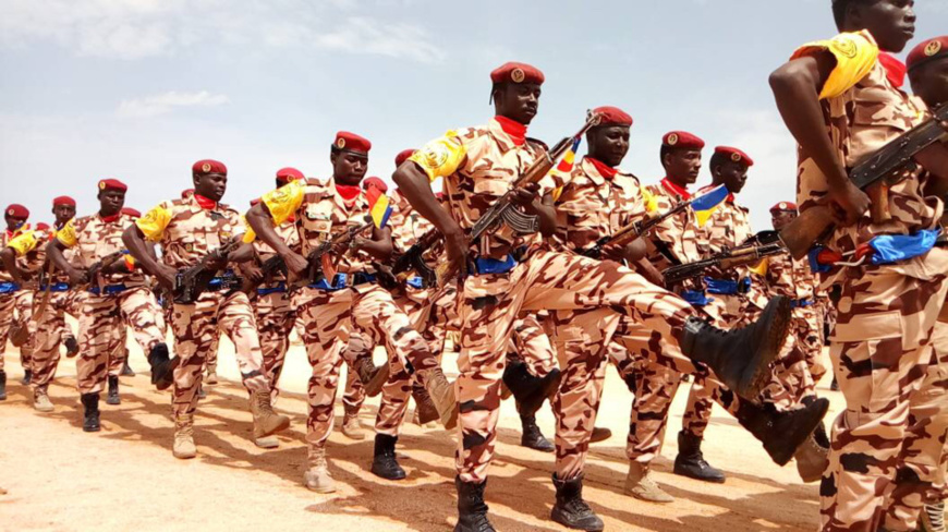 En images : défilé militaire du 11 août à Abéché En images : défilé militaire du 11 août à Abéché