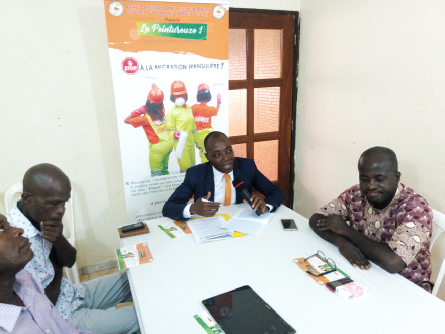 Côte d’Ivoire/Lutte contre l’immigration irrégulière : Le projet « La Peintureuze 1 » pour freiner le fléau chez les filles Côte d’Ivoire/Lutte contre l’immigration irrégulière : Le projet « La Peintureuze 1 » pour freiner le fléau chez les filles