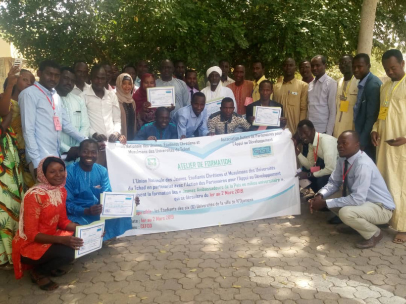 Tchad : des jeunes formés sur la paix en milieu universitaire. © Alwihda Info Tchad : des jeunes formés sur la paix en milieu universitaire. © Alwihda Info