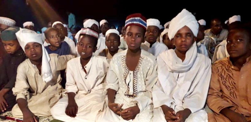 Tchad : des milliers de civils réunis ce soir à Abéché. © Alwihda Info Tchad : des milliers de civils réunis ce soir à Abéché. © Alwihda Info