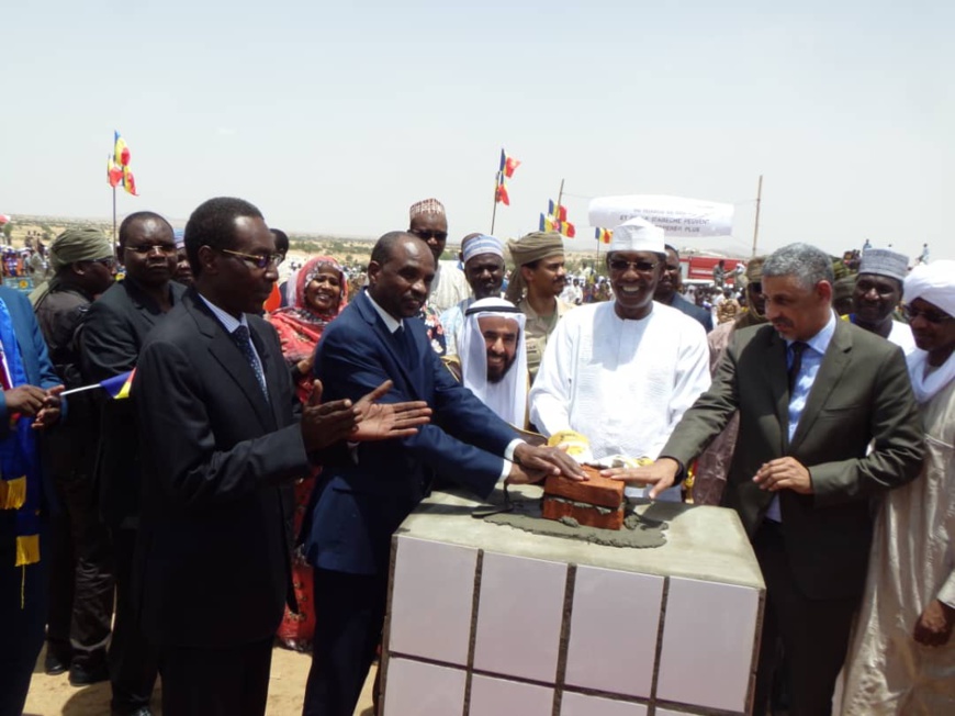 En images : visite du président de la République à Abéché