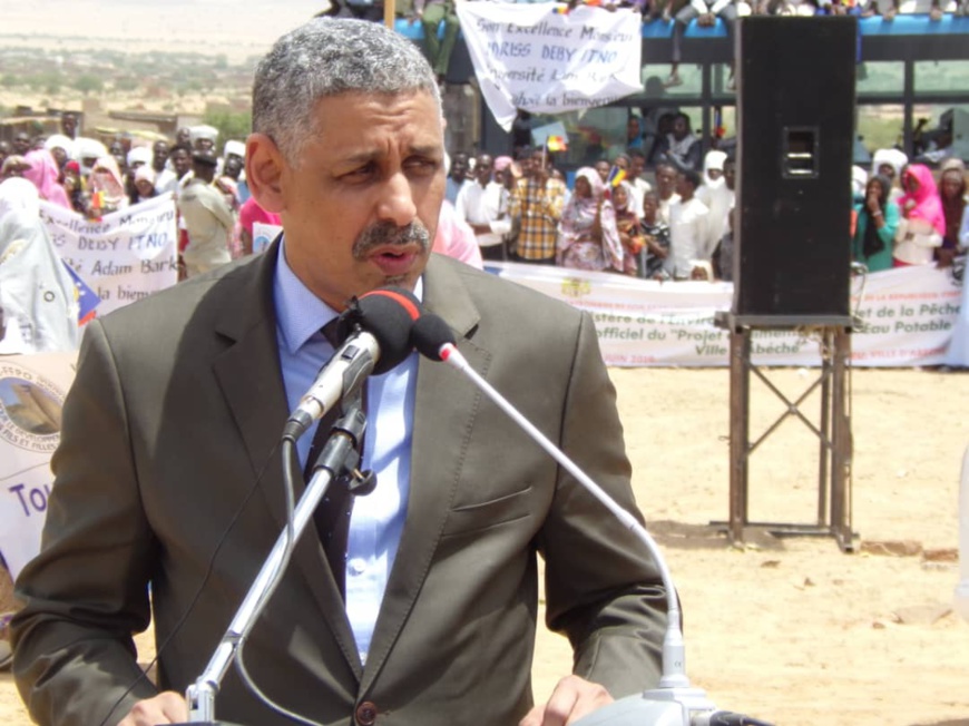 En images : visite du président de la République à Abéché