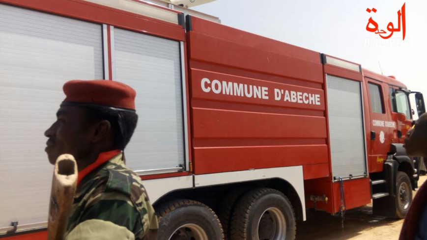 Un camion de pompier à Abéché, Ouaddaï. Illustration. © Alwihda Info Un camion de pompier à Abéché, Ouaddaï. Illustration. © Alwihda Info