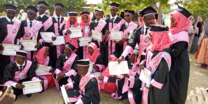Tchad : 30 lauréats de l'Université Adam Barka diplômés. © Alwihda Info Tchad : 30 lauréats de l'Université Adam Barka diplômés. © Alwihda Info