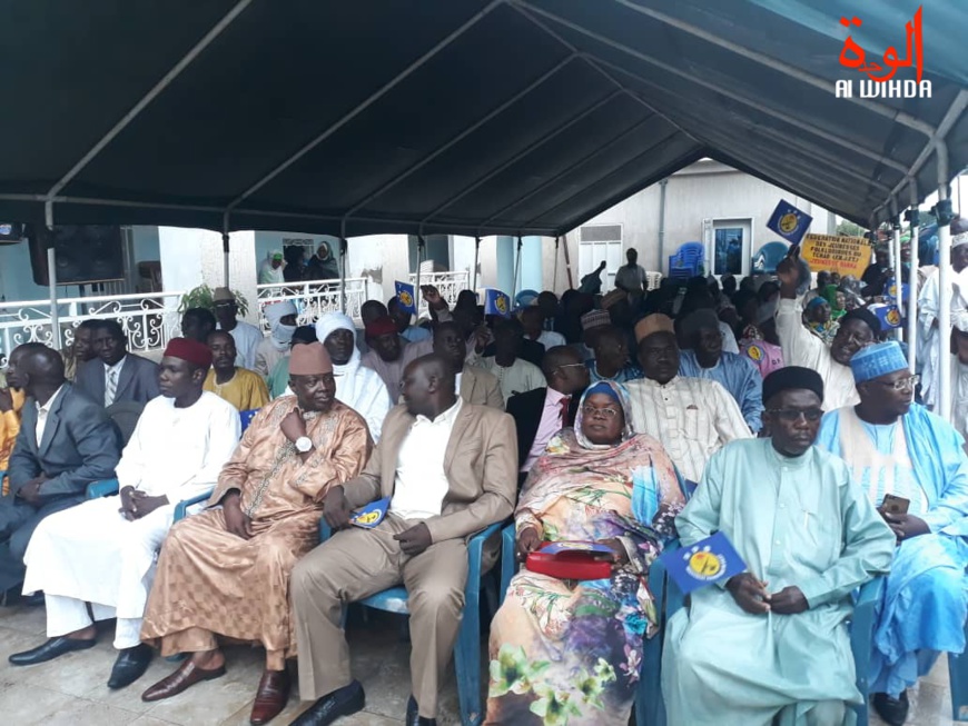 Tchad : le MPS et les partis alliés célèbrent l'an 3 du mandat présidentiel. © Alwihda Info Tchad : le MPS et les partis alliés célèbrent l'an 3 du mandat présidentiel. © Alwihda Info