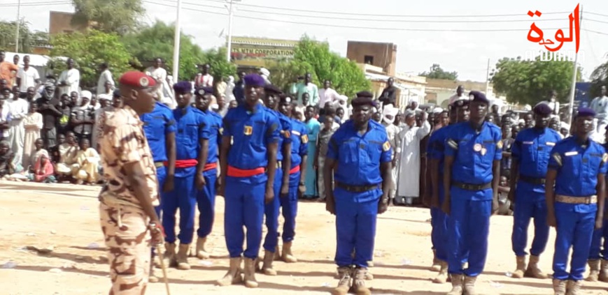 Tchad : imposant défilé militaire à Abéché Tchad : imposant défilé militaire à Abéché