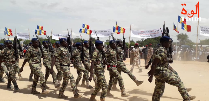 Tchad : imposant défilé militaire à Abéché