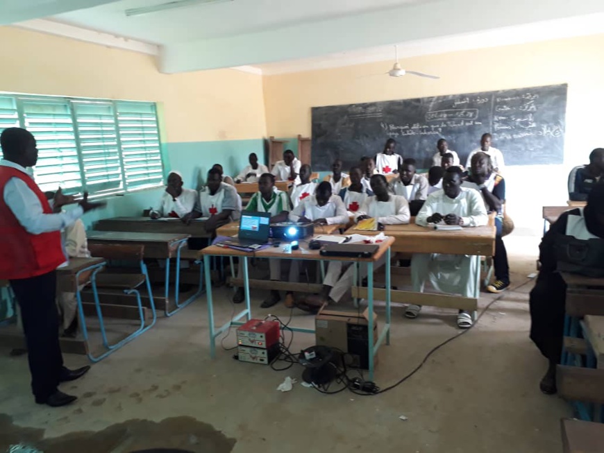 Tchad : les jeunes se forment en secourisme et aux premiers secours. © Alwihda Info
