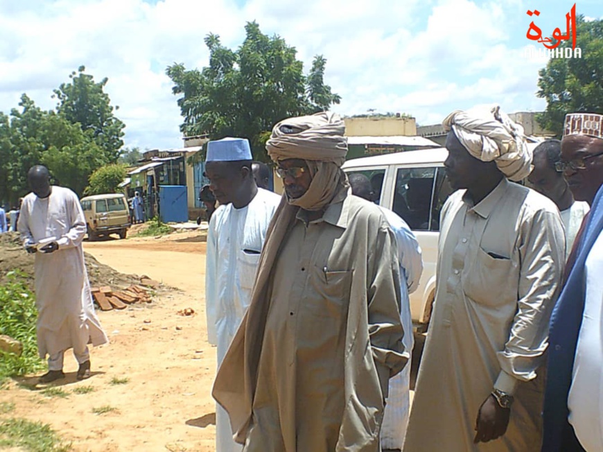 En images : immersion à Goz Beida avec le gouverneur pour l'état d'urgence. © Alwihda Info