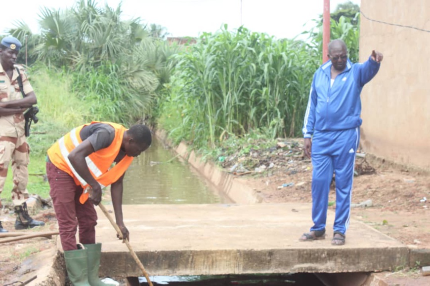 Tchad : des inondations à Moundou, le maire déplore l'incivisme. © Alwihda Info Tchad : des inondations à Moundou, le maire déplore l'incivisme. © Alwihda Info