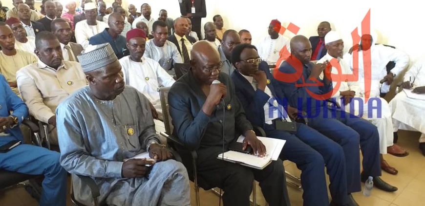 Tchad : le ministre de la Justice et le président de la Cour suprême à Abéché