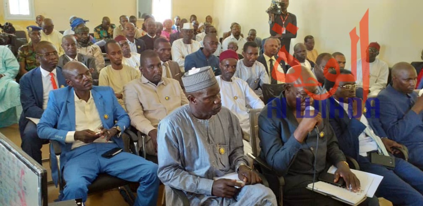 Tchad : le ministre de la Justice et le président de la Cour suprême à Abéché