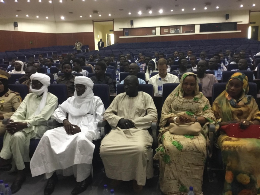 Tchad : des lauréats primés à un concours de mathématiques. © Alwihda Info