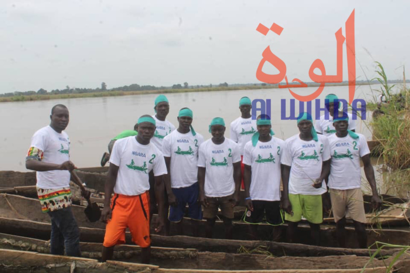 Tchad : une course de pirogues organisée à Moundou Tchad : une course de pirogues organisée à Moundou