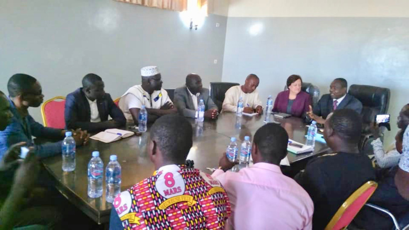 La coordinatrice régionale des systèmes éducatifs américains en Afrique de l’Ouest et centrale, Mme. Diane Wiesz Young. © Alwihda Info La coordinatrice régionale des systèmes éducatifs américains en Afrique de l’Ouest et centrale, Mme. Diane Wiesz Young. © Alwihda Info