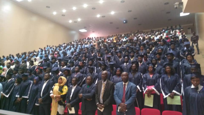 Tchad : 371 lauréats de l'INJS reçoivent leur diplôme et espèrent l'intégration. © Alwihda Info Tchad : 371 lauréats de l'INJS reçoivent leur diplôme et espèrent l'intégration. © Alwihda Info