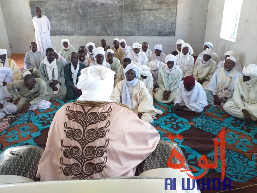 Tchad : le sultan du Ouaddaï s'implique dans le désarmement, "même moi je ne détiens pas d'arme" Tchad : le sultan du Ouaddaï s'implique dans le désarmement, "même moi je ne détiens pas d'arme"