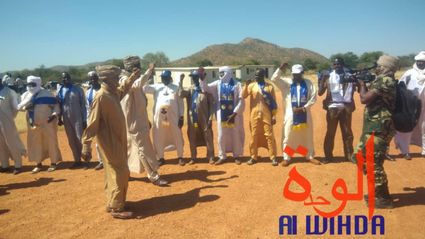 Tchad - état d'urgence : les ministres de la défense et de l'administration à Goz Beida (vidéo)