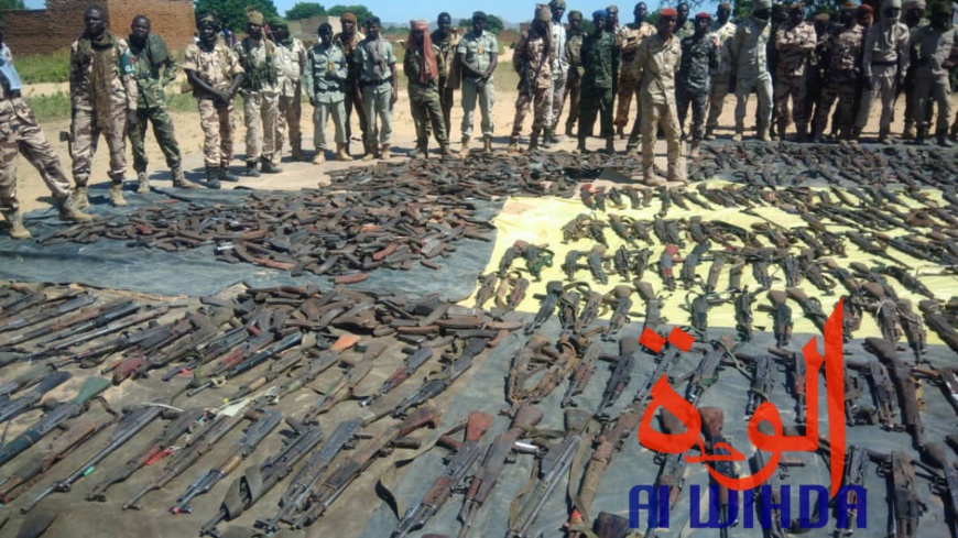Tchad : un impressionnant arsenal de guerre présenté au ministre de la défense Tchad : un impressionnant arsenal de guerre présenté au ministre de la défense