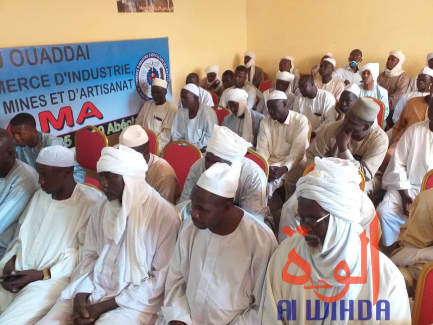 Tchad : les commerçants appelés à déposer les armes à l'Est, déjà 18 Famas récupérés Tchad : les commerçants appelés à déposer les armes à l'Est, déjà 18 Famas récupérés