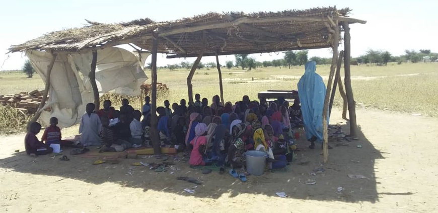 Tchad : au Batha, l'opération "école d'abord" incite à la scolarisation. © Alwihda Info Tchad : au Batha, l'opération "école d'abord" incite à la scolarisation. © Alwihda Info