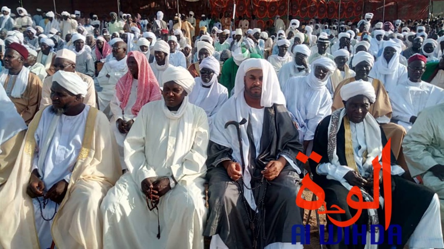 Tchad : des milliers de personnes commémorent le Mawlid près de Mongo. © Alwihda Info/A.I.A. Tchad : des milliers de personnes commémorent le Mawlid près de Mongo. © Alwihda Info/A.I.A.