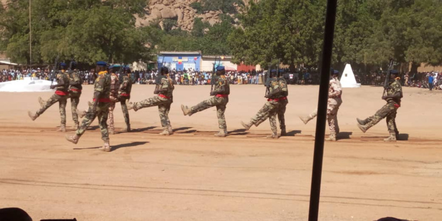 Des militaires défilent au Tchad lors de la journée du 1er décembre 2019. © Alwihda Info