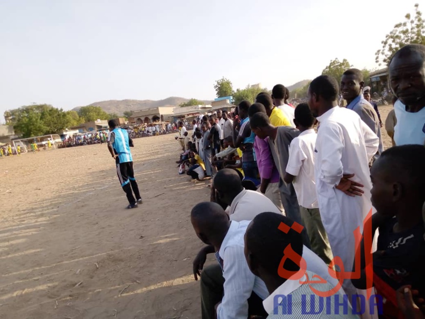 Tchad : le championnat provincial de football draine la foule à Goz Beida. © Alwihda Info/Mahamat Issa Gadaya