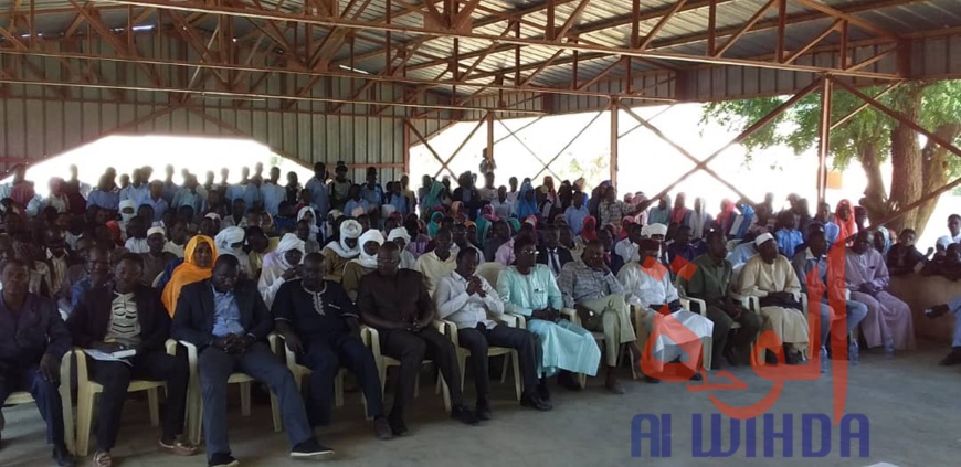 Tchad : des enseignants volontaires mis à la disposition d'écoles à Ati. © Alwihda Info/Hassan Djidda Hassan Tchad : des enseignants volontaires mis à la disposition d'écoles à Ati. © Alwihda Info/Hassan Djidda Hassan