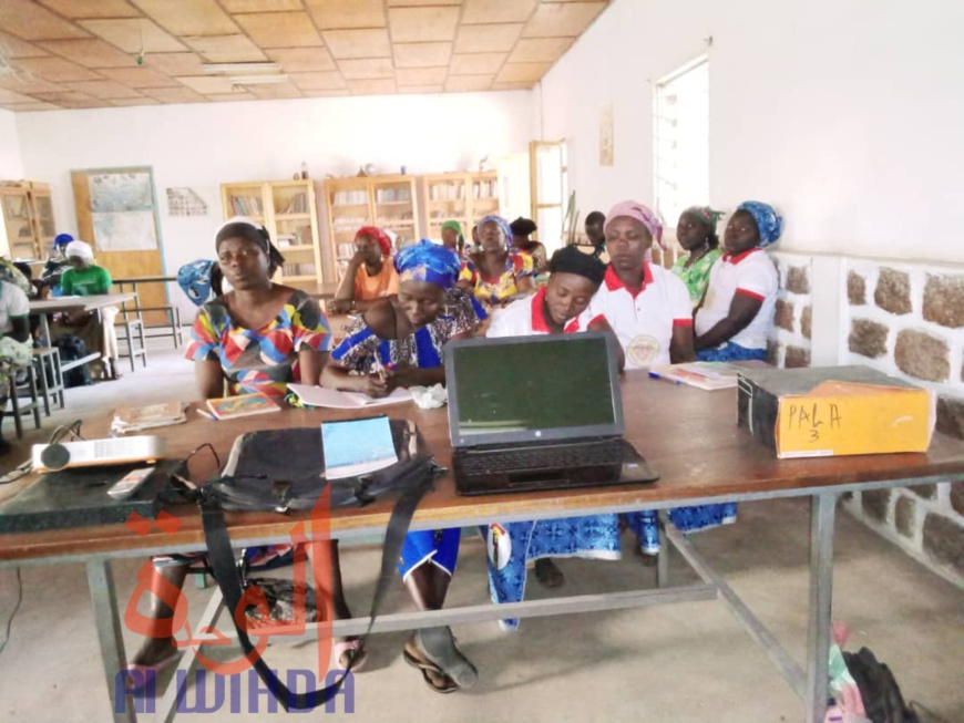 Tchad : une quarantaine de femmes se forment en leadership à Gagal. © Foka Mapagne/Alwihda Info Tchad : une quarantaine de femmes se forment en leadership à Gagal. © Foka Mapagne/Alwihda Info