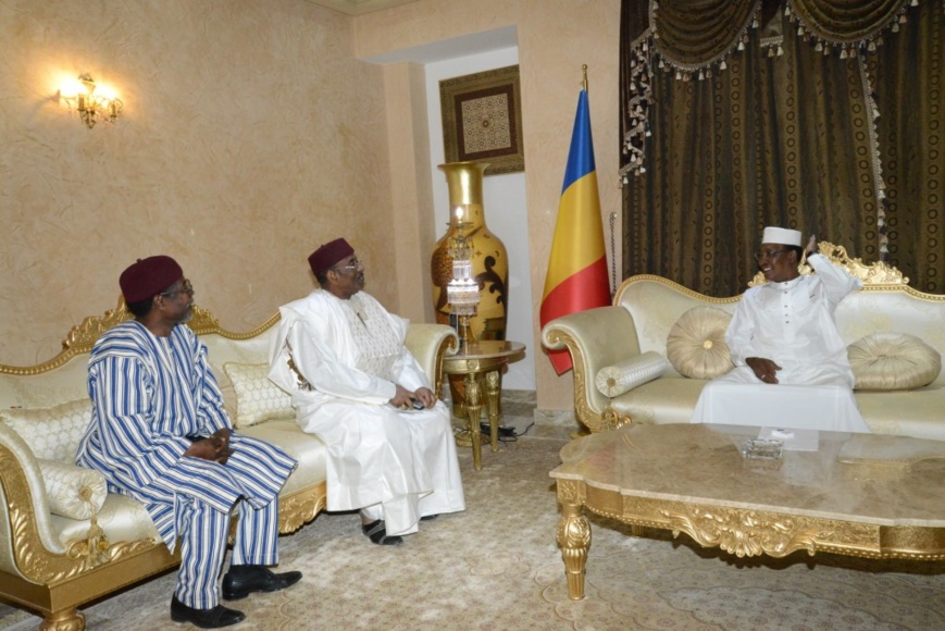 Tchad : le ministre nigérien en charge de l'Agriculture reçu par le chef de l'Etat. © PR