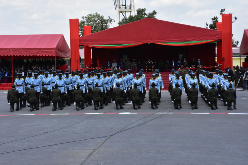 Une vue de la cérémonie de prise d'armes. Une vue de la cérémonie de prise d'armes.