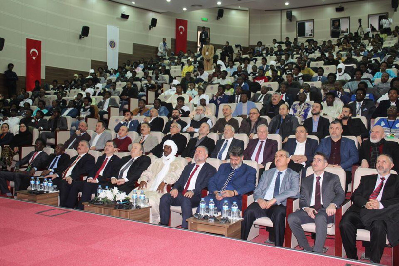 Education des filles : l’association tchadienne Ziloul Arche porte sa voix jusqu'en Turquie. © DR