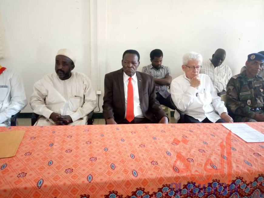 Tchad : des échanges sur la paix et la cohabitation à Mongo. © Adam Ibrahim/Alwihda Info Tchad : des échanges sur la paix et la cohabitation à Mongo. © Adam Ibrahim/Alwihda Info