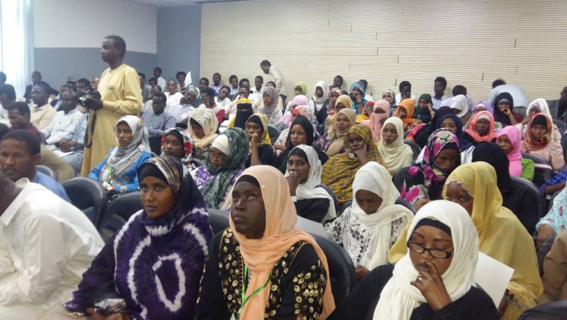 Tchad : le parti Al Nasour pousse les jeunes à mieux utiliser les réseaux sociaux. © Mahamat Abdramane Ali Kitire/Alwihda Info Tchad : le parti Al Nasour pousse les jeunes à mieux utiliser les réseaux sociaux. © Mahamat Abdramane Ali Kitire/Alwihda Info